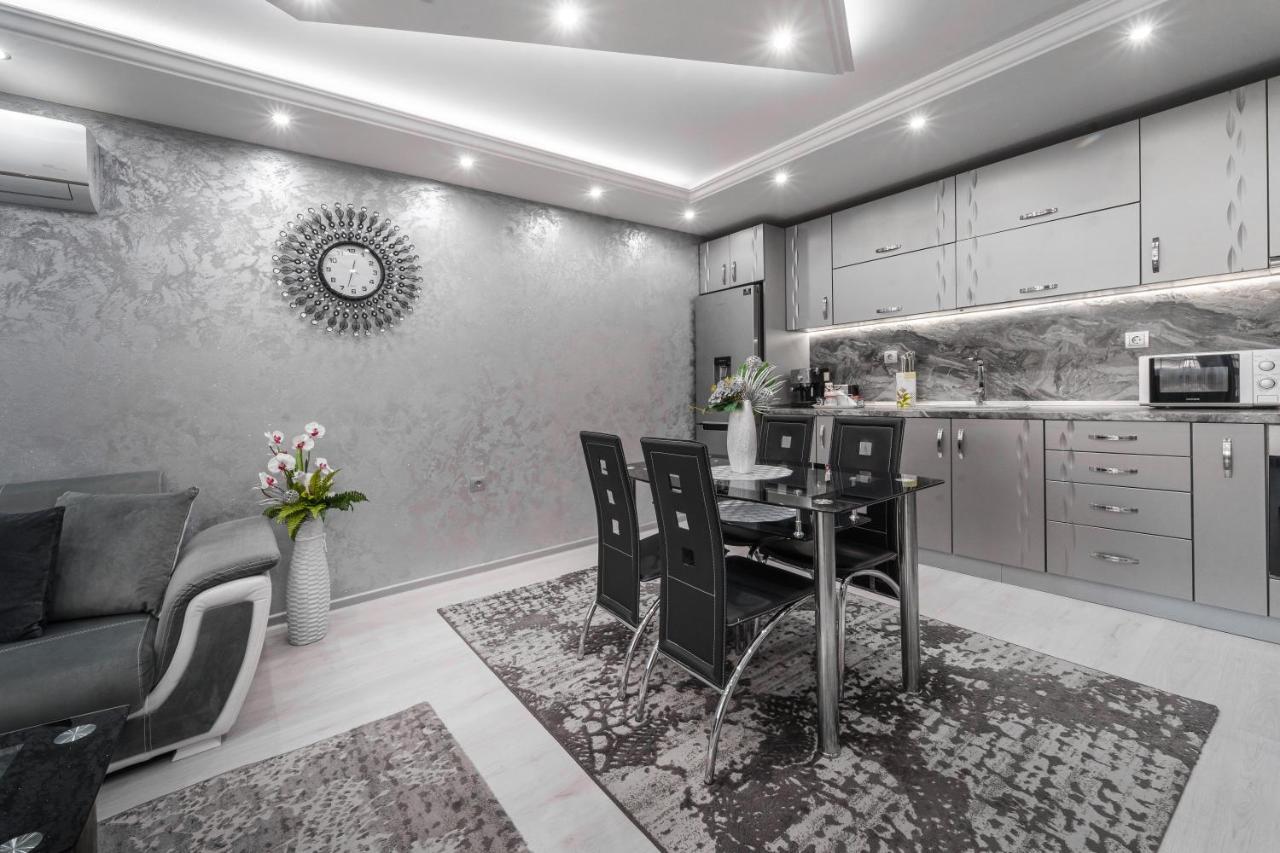 City Apartments - A Brand New Luxury & Comfy. Асеновград Экстерьер фото